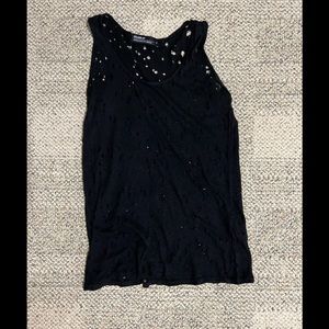 Benjamin Jay black top with holes XS